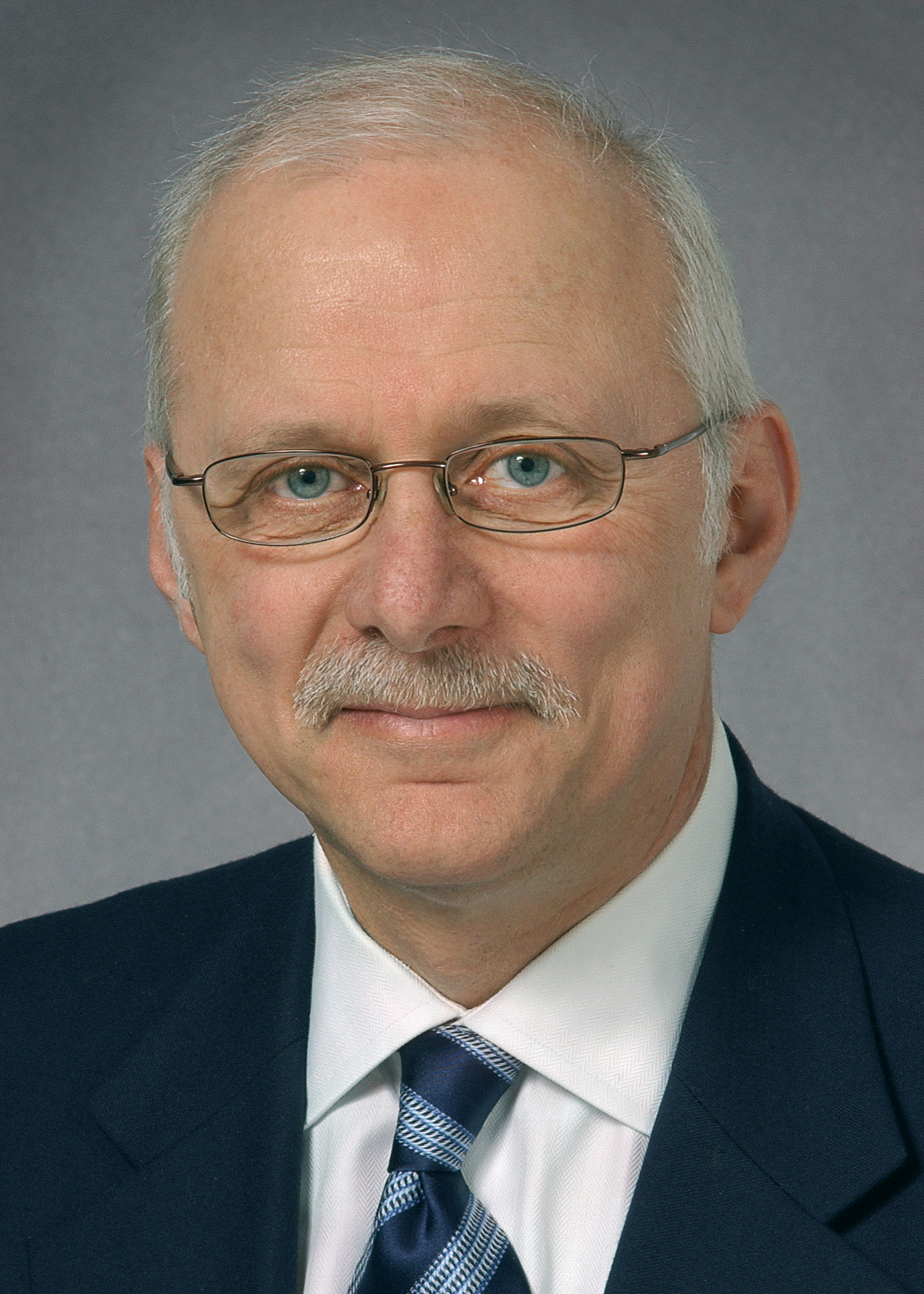 Prof. M. Tamer Özsu